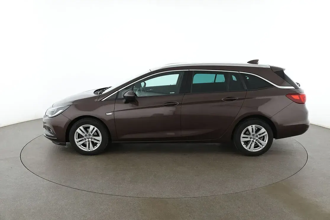 Gebraucht Opel Astra Dynamic 125 PS (91 kW) 2018 Braun Kombi
