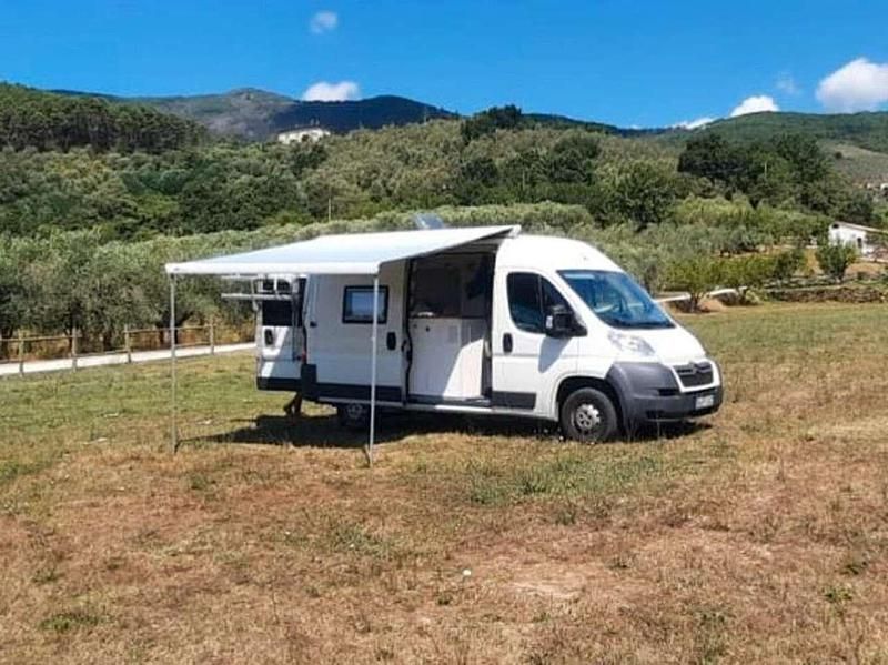 Weiß Gebraucht 2010 Citroën Jumper Van / Kleinbus | 22.500 € - Bild 1/4