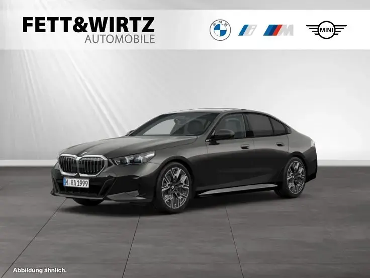 Gebraucht BMW 520 Comfort Edition 197 PS (144 kW) 2025 Limousine