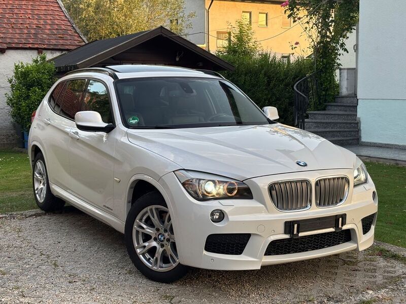 Weiß Gebraucht 2011 BMW X1 M Sport SUV | 9.999 € (Guter Preis) - Bild 1/4