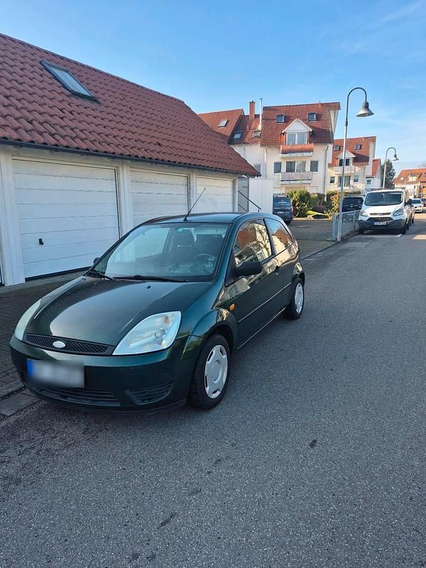 Gebraucht Ford Fiesta 69 PS (50 kW) 2005 Grün Kleinwagen