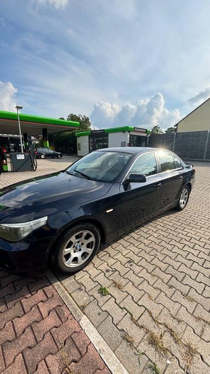 Gebraucht BMW 523 Advantage 177 PS (130 kW) 2005 Blau Limousine