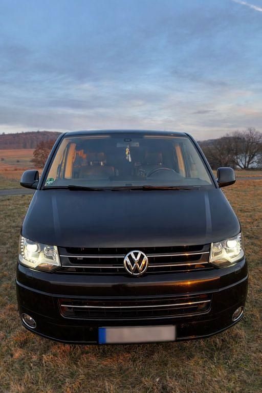 Gebraucht VW Multivan Highline 204 PS (150 kW) 2013 Schwarz Van