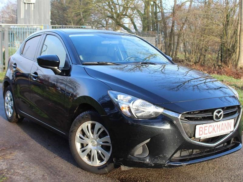 Gebraucht Mazda 2 Center-Line 105 PS (77 kW) 2017 Onyxschwarz metallic Kleinwagen