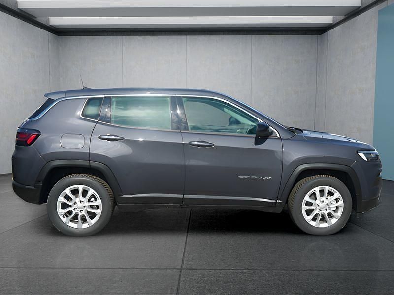 Novo Jeep Compass 131 HP (96 kW) 2025 Cinzento SUV