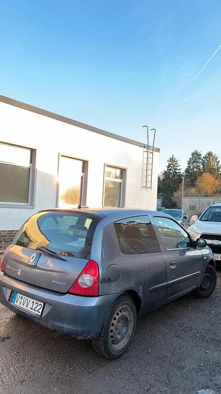 Gebraucht 2007 Renault Clio GrandTour Kombi | 700 € - Bild 1/4