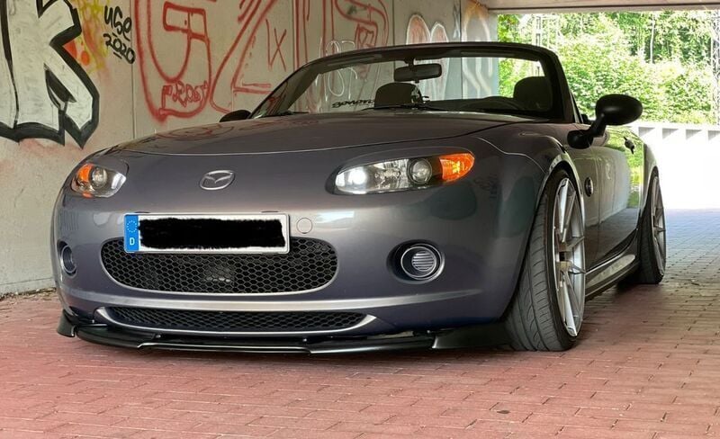 Grau Gebraucht 2007 Mazda MX5 Cabrio | 8.999 € - Bild 1/4