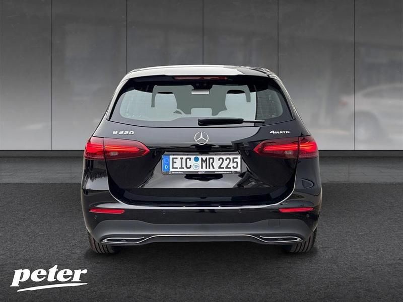 Gebraucht Mercedes B220 Progressive 190 PS (139 kW) 2025 Schwarz Van / Kleinbus