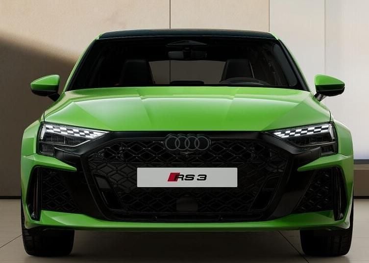 Neu Audi RS3 Ambiente 400 PS (294 kW) 2026 Kyalamigrün Limousine