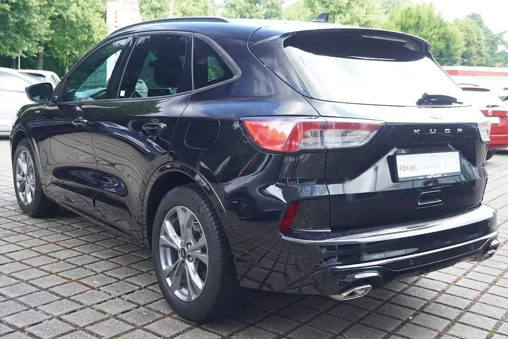 Gebraucht Ford Kuga ST-Line 150 PS (110 kW) 2020 Schwarz SUV