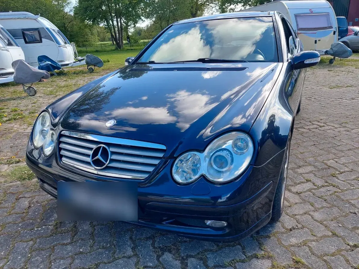 Gebraucht Mercedes C230 192 PS (141 kW) 2002 Blau Coupé