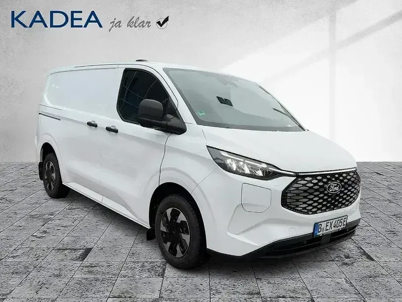 Używany Ford E-Transit 160 kW (218 KM) 2025 Biały Van