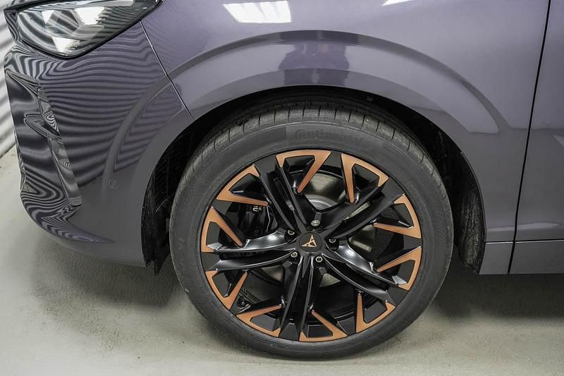 Neu Cupra Terramar VZ 265 PS (194 kW) 2025 Graphene grau metallic (r6) SUV