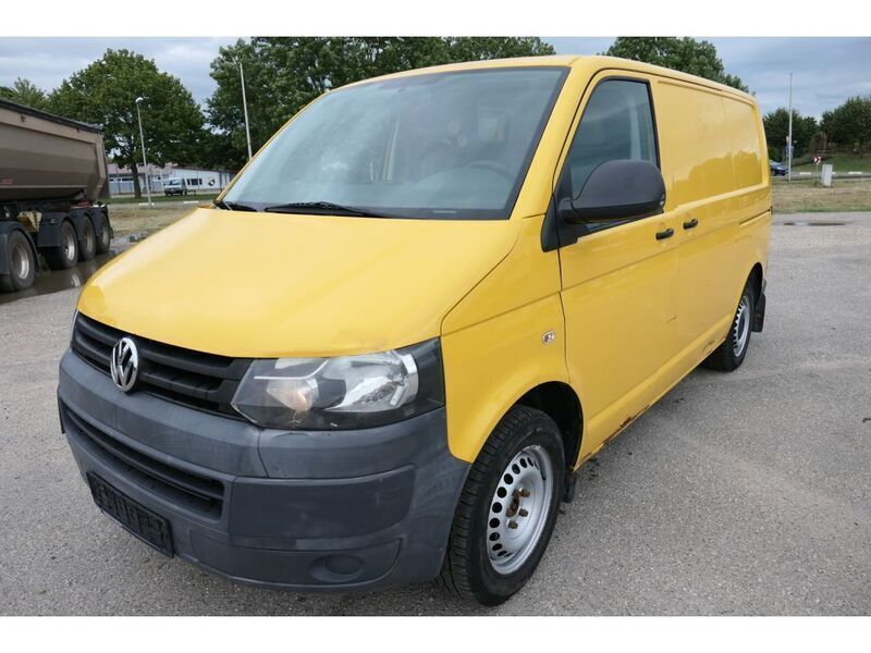 Gebraucht VW T5 84 PS (61 kW) 2012 Ginstergelb r1032 Van
