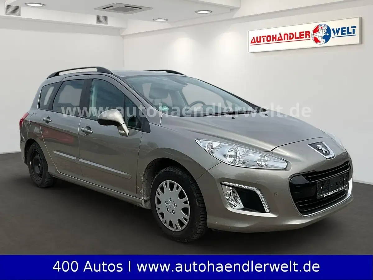 Gebraucht Peugeot 308 Access 120 PS (88 kW) 2012 Gold Kombi