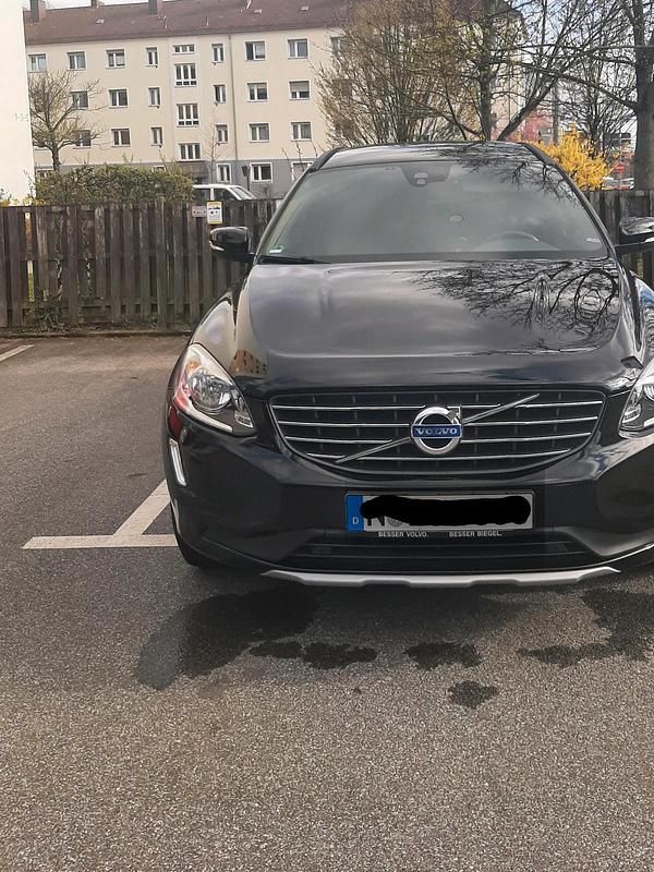 Gebraucht Volvo XC60 150 PS (110 kW) 2017 Schwarz SUV