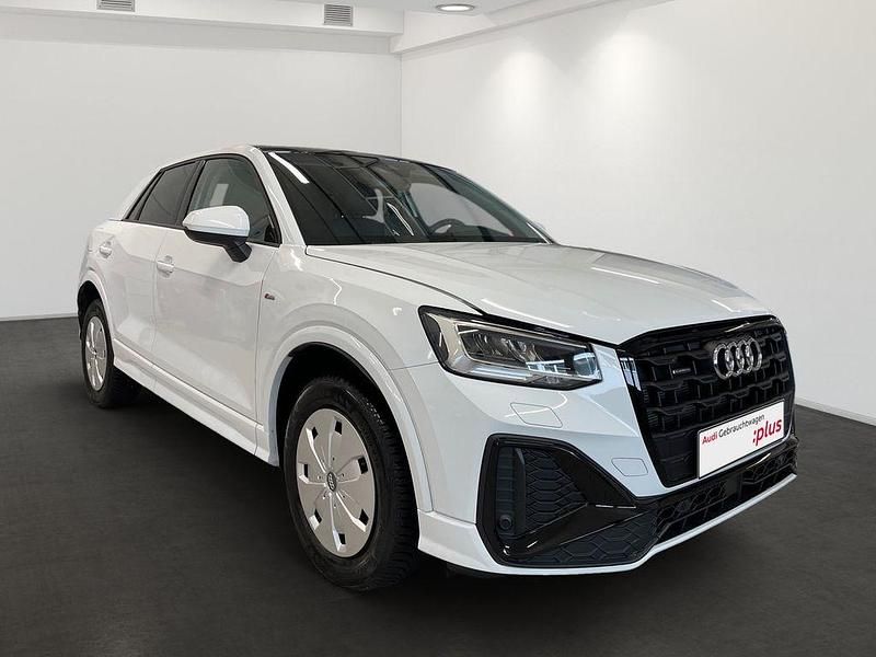 Gebraucht Audi Q2 S-Line 190 PS (139 kW) 2025 Gletscherweiß metallic SUV