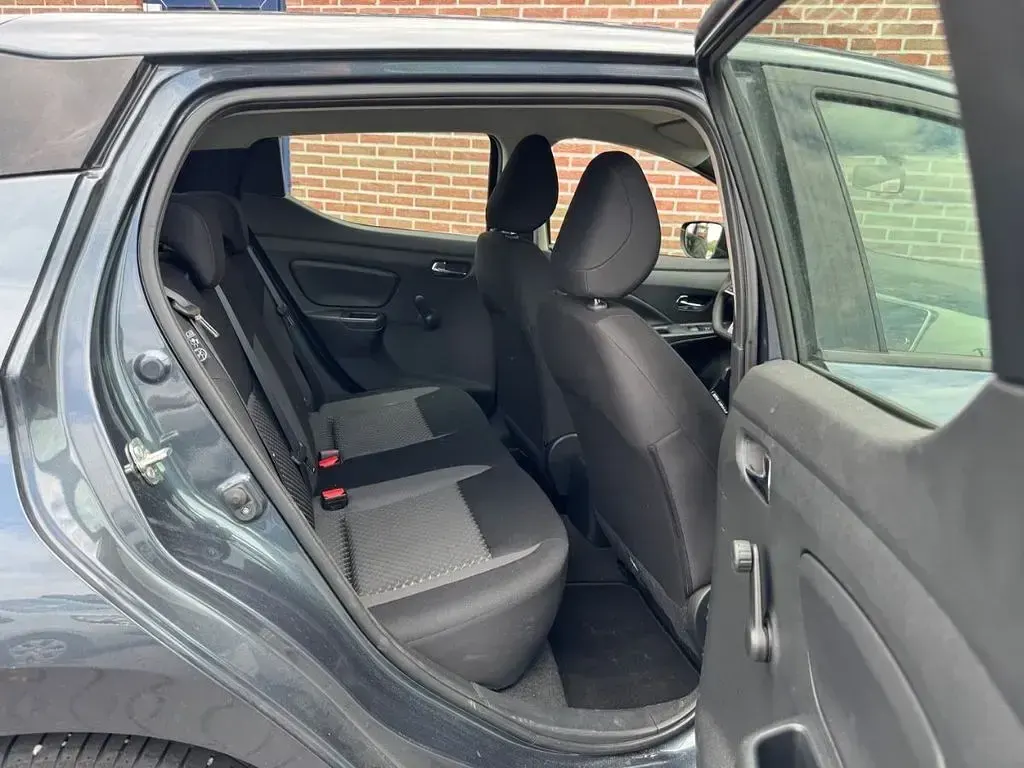 Gebraucht Nissan Micra Acenta 92 PS (67 kW) 2021 Grau Kleinwagen