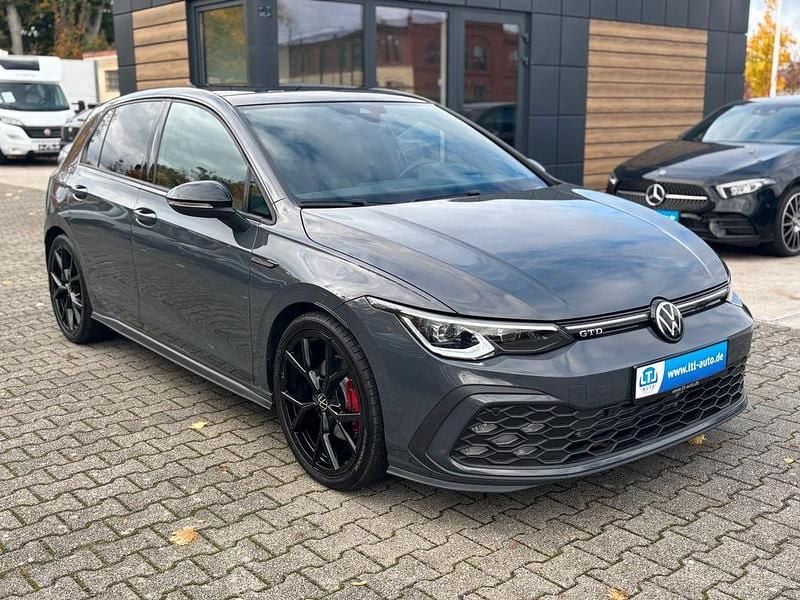 Grau Gebraucht 2024 VW Golf VIII GTD Limousine | 34.900 € (Fairer Preis) - Bild 1/4