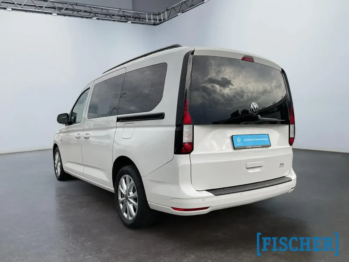 Gebraucht VW Caddy Life 102 PS (75 kW) 2023 Weiss Van / Kleinbus