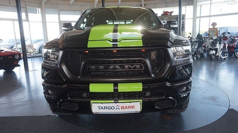 Gebraucht Dodge Ram 401 PS (294 kW) 2020 Schwarz Pickup