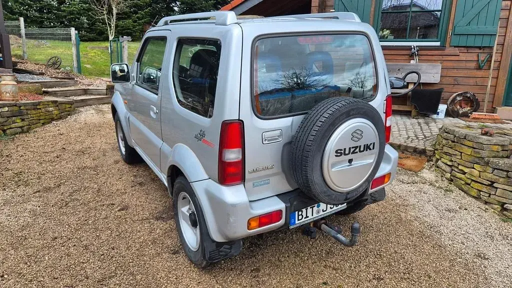 Gebraucht Suzuki Jimny 82 PS (60 kW) 2003 Silber SUV