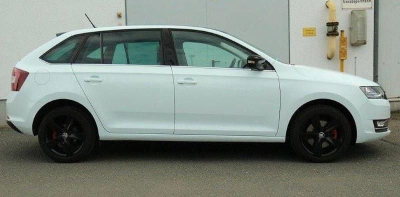 Gebraucht Skoda Rapid Style 110 PS (80 kW) 2017 Weiß Kleinwagen