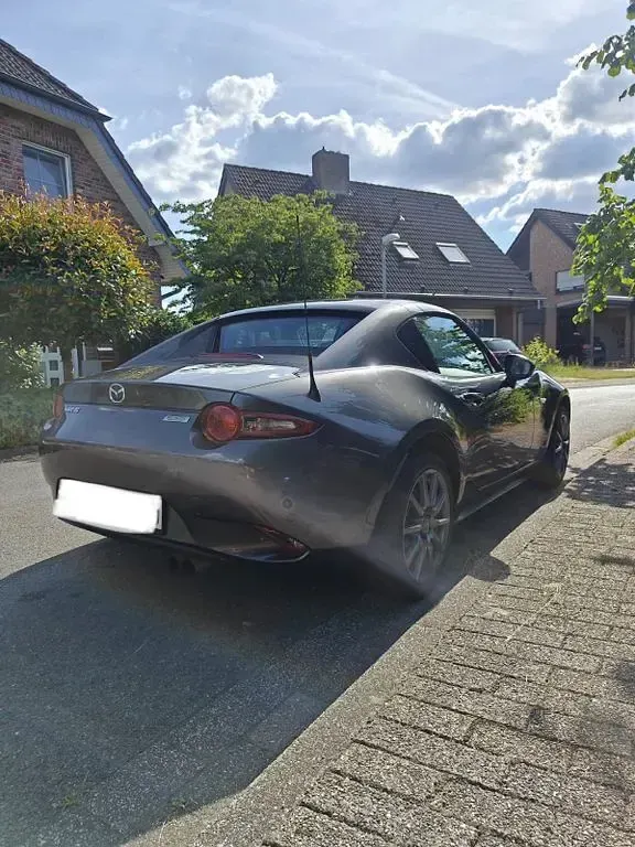 Gebraucht Mazda MX5 Sports-Line 160 PS (117 kW) 2017 Grau Cabrio