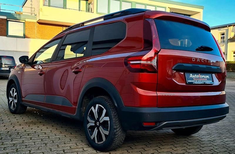 Gebraucht Dacia Jogger Extreme 101 PS (74 kW) 2022 Braun Van / Kleinbus