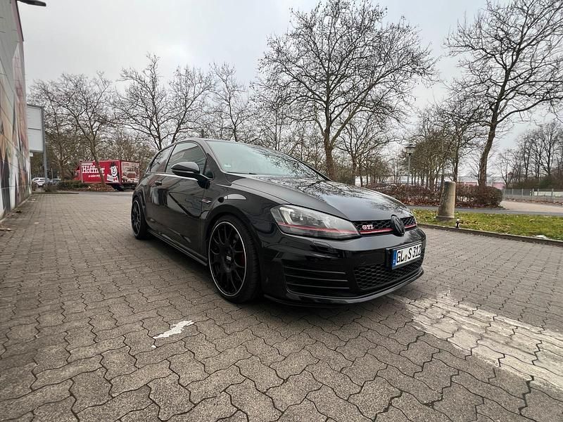 Gebraucht VW Golf GTI 230 PS (169 kW) 2016 Schwarz Coupé