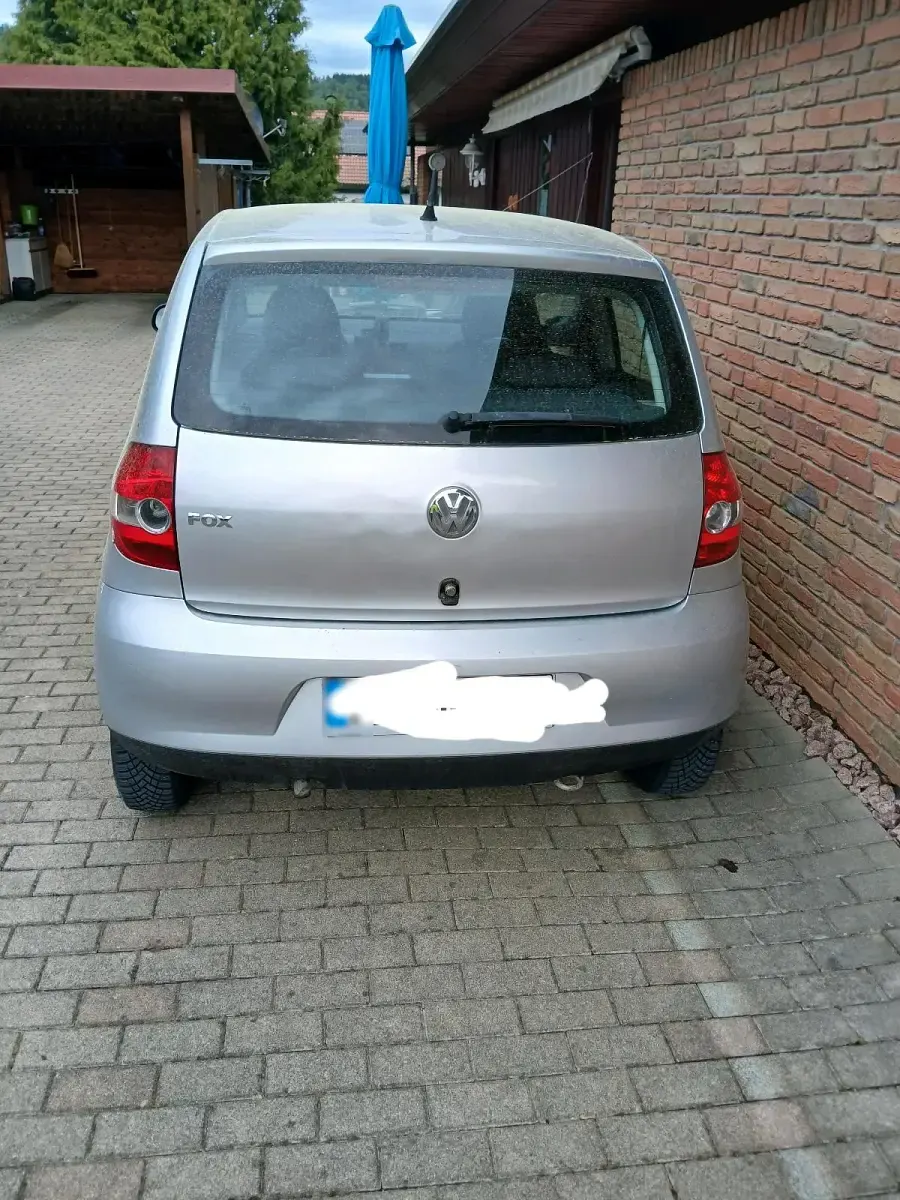 Używany VW Fox 55 KM (40 kW) 2008 Srebrny Hatchback