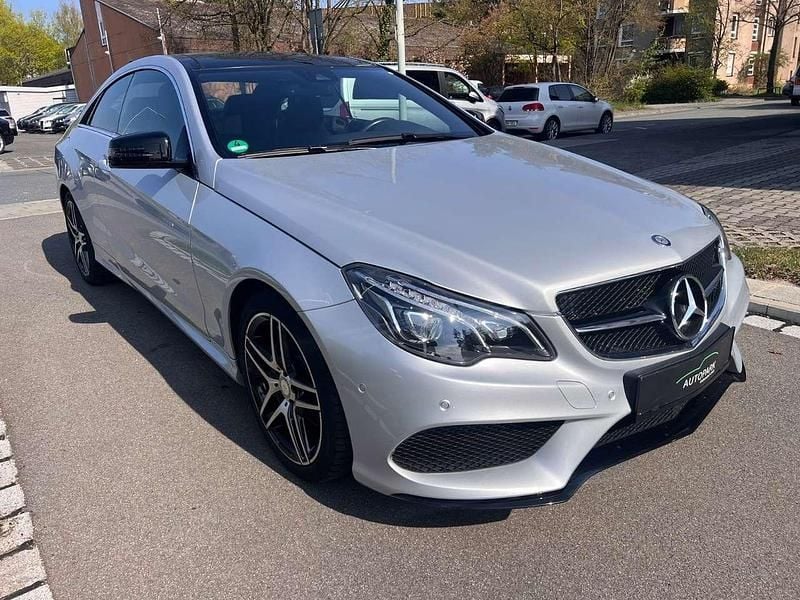 Gebraucht Mercedes E220 AMG line 170 PS (125 kW) 2017 Iridiumsilber Coupé