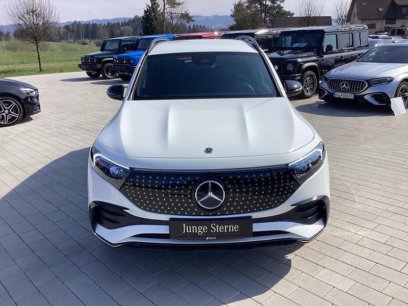 Gebraucht Mercedes EQB300 167 kW (228 PS) 2025 Unilack polarweiß SUV