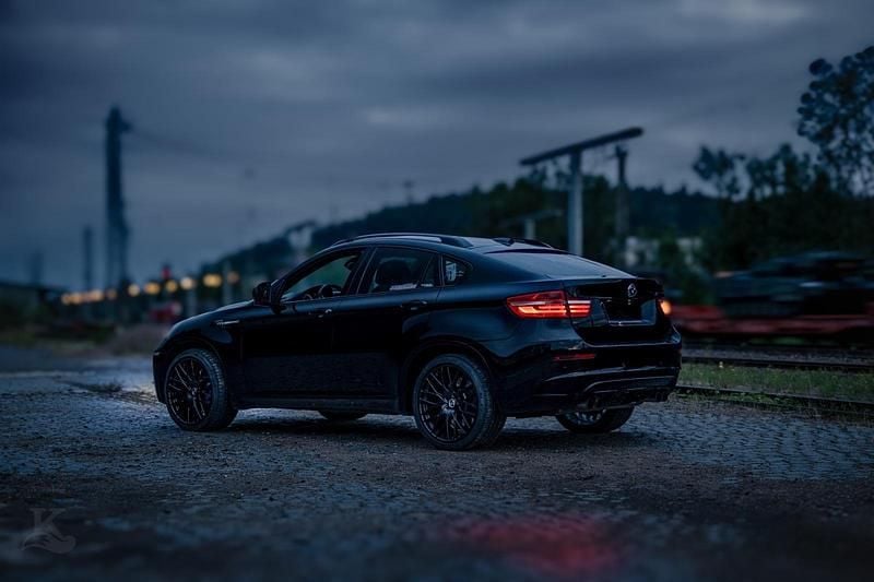 Schwarz Gebraucht 2013 BMW X6 M SUV | 26.000 € (Teuer) - Bild 1/4