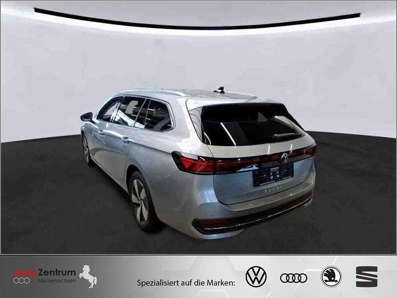 Gebraucht VW Passat Business 150 PS (110 kW) 2025 Silber Kombi