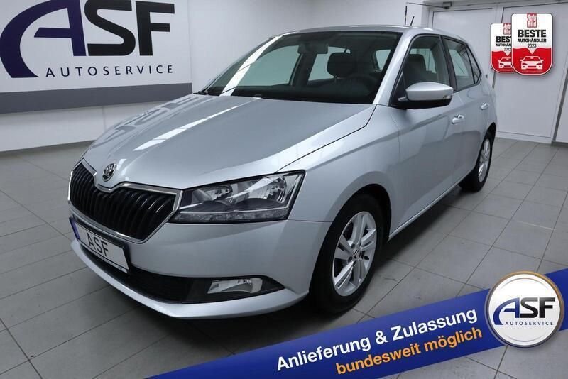 Silber Gebraucht 2021 Skoda Fabia Ambition Limousine | 13.970 € (Fairer Preis) - Bild 1/3