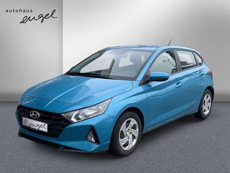 Gebraucht Hyundai i20 Select 84 PS (61 kW) 2023 Grün Kleinwagen