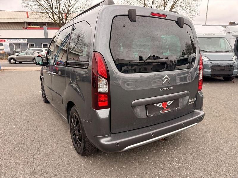 Gebraucht Citroën Berlingo SELECTION 114 PS (83 kW) 2014 Grau Van / Kleinbus