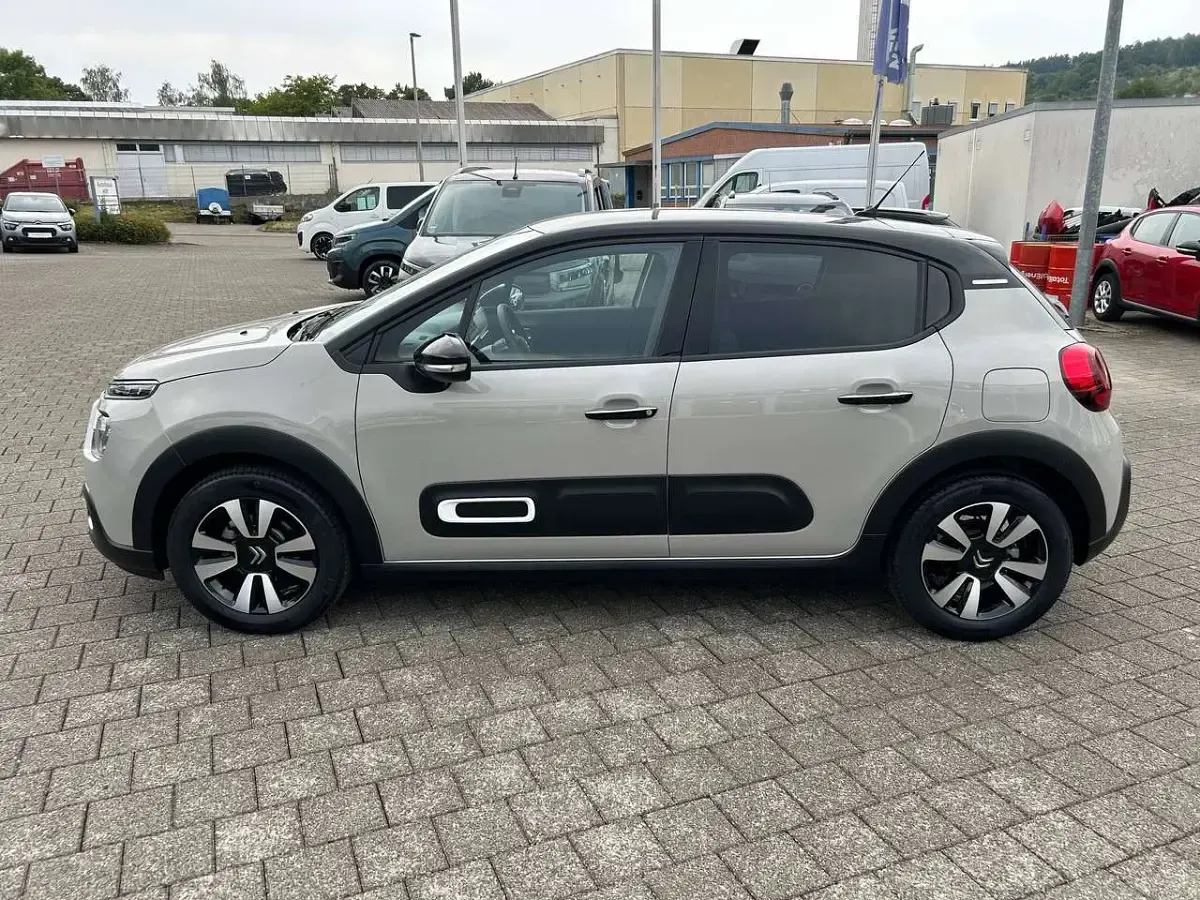 Gebraucht Citroën C3 PureTech 110 PS (80 kW) 2024 Sand beige Kleinwagen