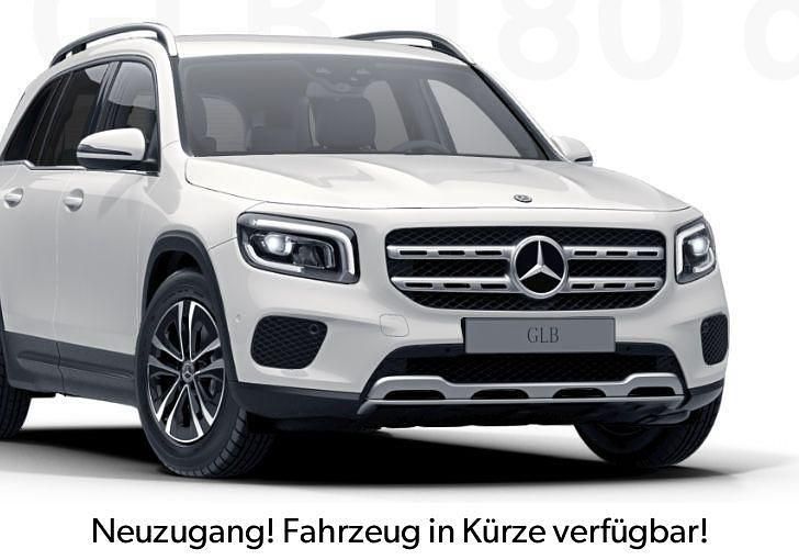 Weiß Gebraucht 2023 Mercedes GLB180 Style SUV | 26.990 € (Fairer Preis) - Bild 1/1