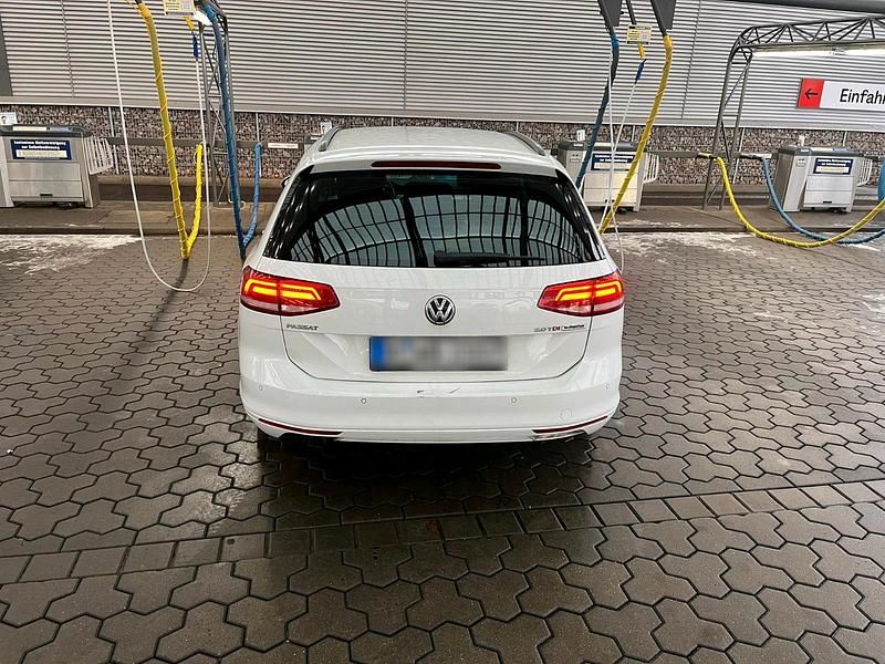 Gebraucht VW Passat 190 PS (139 kW) 2017 Limousine