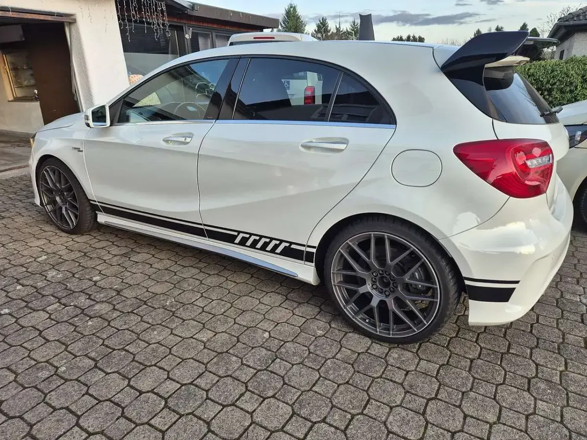 Gebraucht Mercedes A45 AMG AMG 360 PS (264 kW) 2015 Weiß Kleinwagen