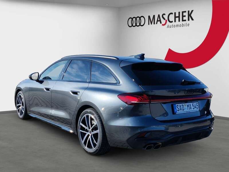 Gebraucht Audi A5 S-Line 204 PS (150 kW) 2024 Daytonagrau perleffekt Coupé