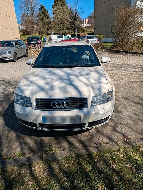 Używany Audi A4 150 KM (110 kW) 2002 Biały Kombi