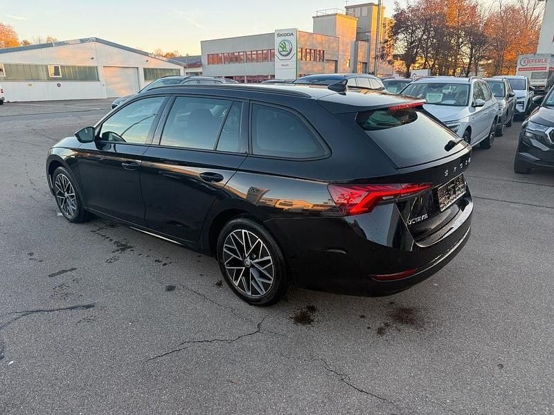 Gebraucht Skoda Octavia Clever 150 PS (110 kW) 2021 Black magic pereffekt Kombi