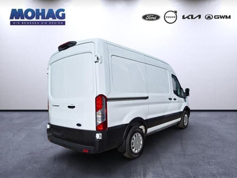 Gebraucht Ford Transit Trend 131 PS (96 kW) 2023 Weiss Limousine