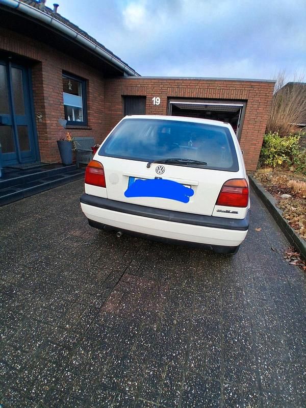 Gebraucht VW Golf III 72 PS (52 kW) 1993 Weiß Kleinwagen
