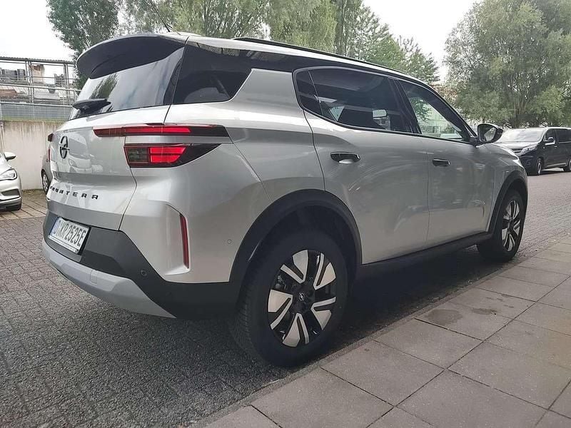 Gebraucht Opel Frontera 52 kW (72 PS) 2025 Kristall silber (metallic) SUV