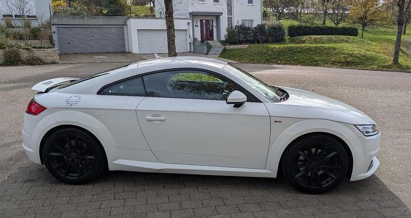 Gebraucht Audi TT S-Line 230 PS (169 kW) 2015 Weiß Coupé