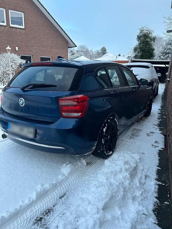 Gebraucht BMW 118 143 PS (105 kW) 2011 Blau Kleinwagen